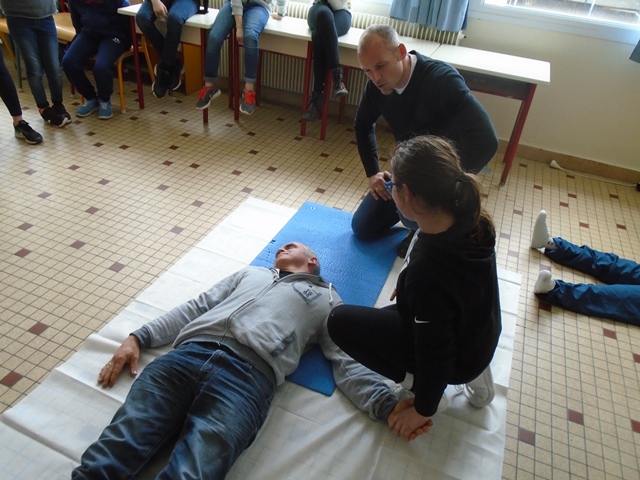 CM2 : Initiation aux premiers secours